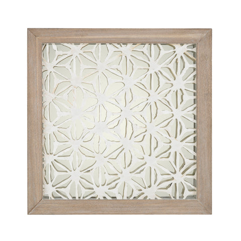 Natural Fibers On Foil Wall Décor