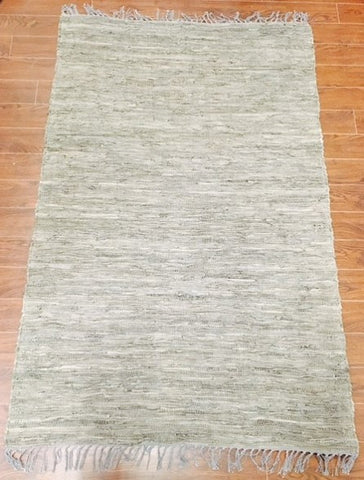 Rugs Beyond RB1048A 3’9” x 5’9” Area Rug, Brown