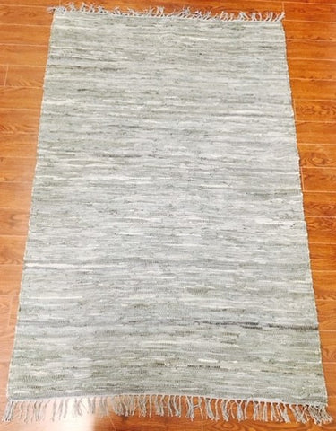 Rugs Beyond RB1048 5’3” x 7’6” Area Rug, Grey